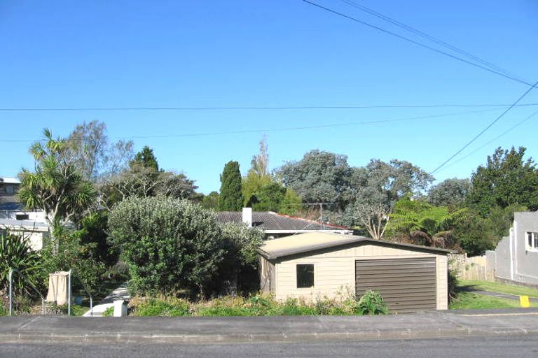 Photo of property in 4 Sealy Road, Torbay, Auckland, 0630