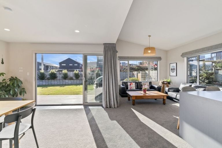 Photo of property in 187 Aubrey Road, Wanaka, 9305