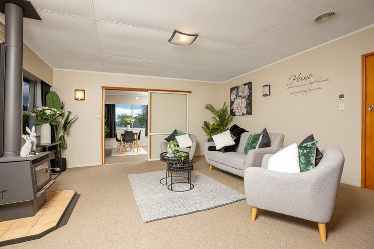 Photo of property in 404 High Street South, Carterton, 5713