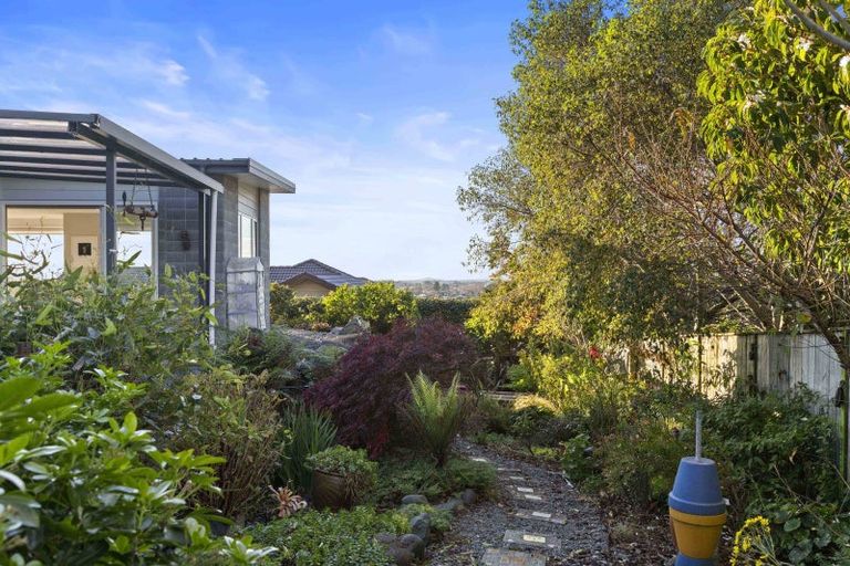Photo of property in 14 Stonedale Drive, Pukekohe, 2120