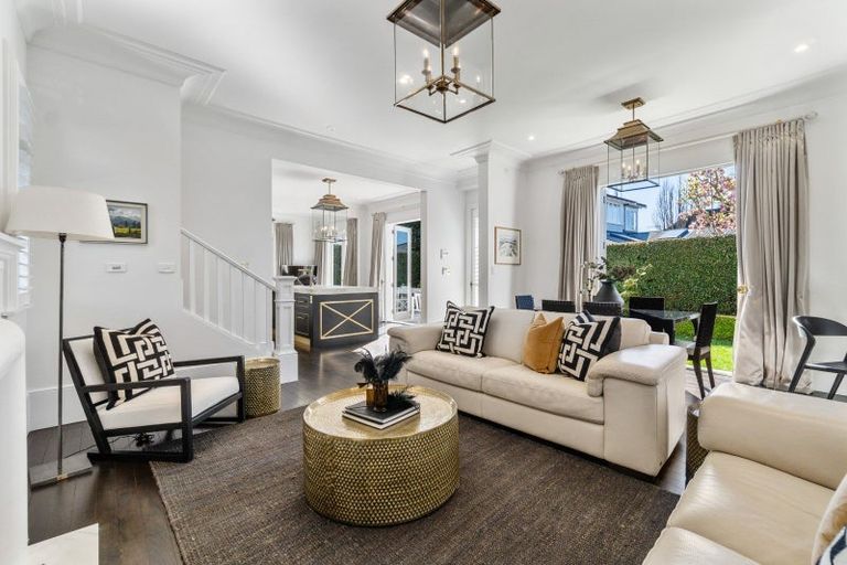 Photo of property in 8a Burwood Crescent, Remuera, Auckland, 1050