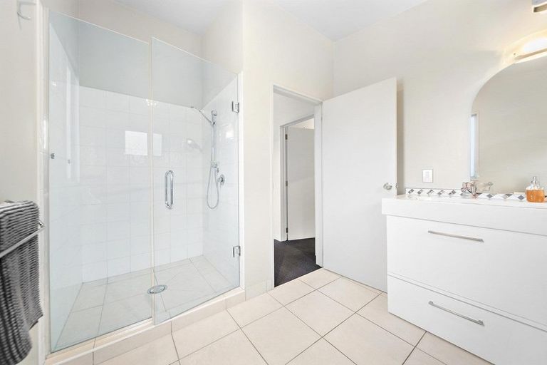 Photo of property in 31a Kings Drive, Wanaka, 9305