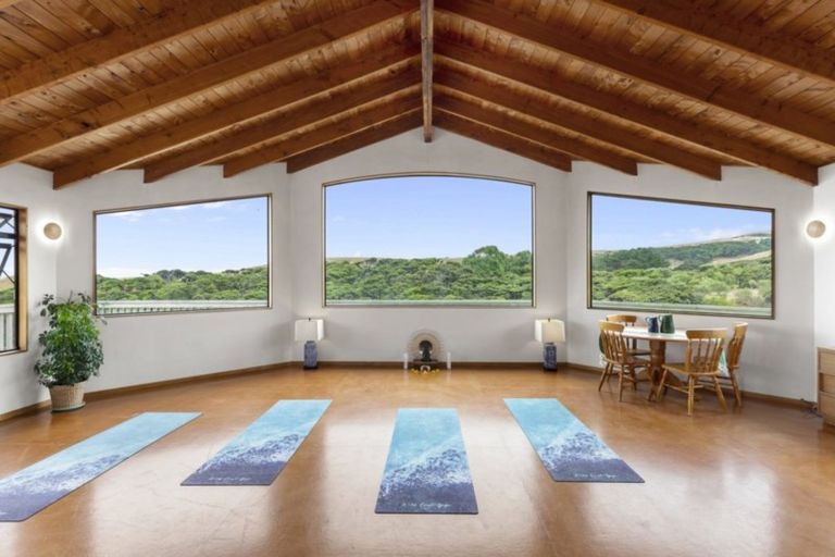 Photo of property in 1574 Whaanga Road, Raglan, 3296