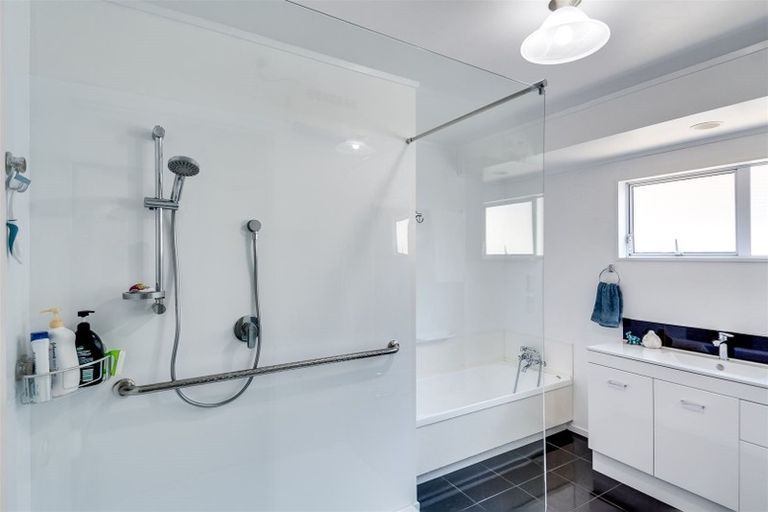 Photo of property in 24a Flanders Avenue, Onekawa, Napier, 4110