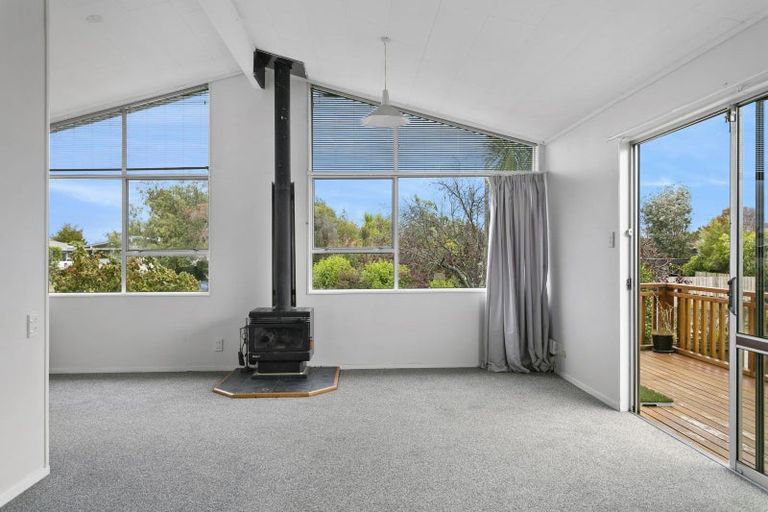 Photo of property in 54 Richmond Avenue, Richmond Heights, Taupo, 3330