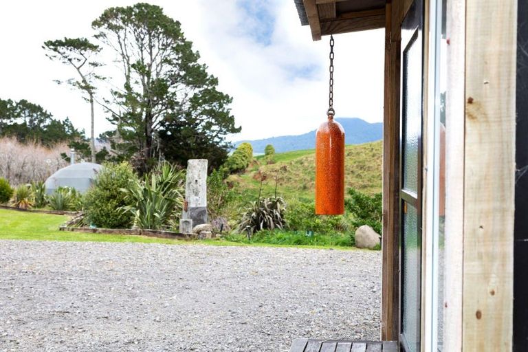 Photo of property in 456 Barrett Road, Omata, New Plymouth, 4374