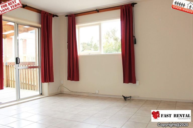 Photo of property in 132 Rangatira Road, Beach Haven, Auckland, 0626