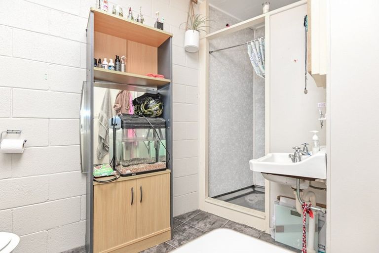 Photo of property in 209 King Street South, Hastings, 4122