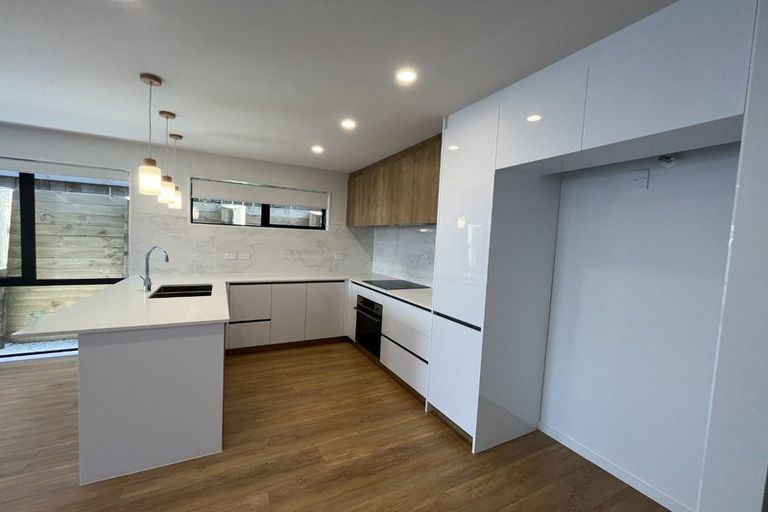Photo of property in 2b Bendale Place, Papatoetoe, Auckland, 2025
