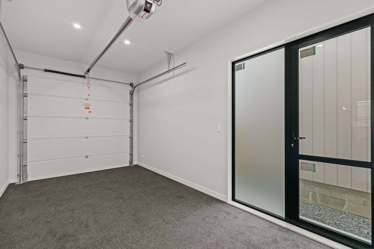 Photo of property in 30 Biokovo Street, Massey, Auckland, 0614