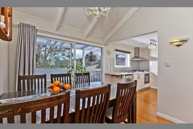 Photo of property in 20 Orton Street, Glenfield, Auckland, 0627