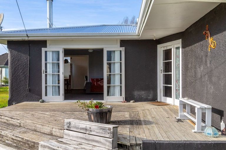 Photo of property in 27 Kummer Crescent, Masterton, 5810