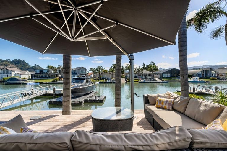 Photo of property in 527 Waterways Parade, Pauanui, Hikuai, 3579