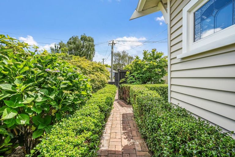 Photo of property in 130 Matsons Avenue, Papanui, Christchurch, 8053