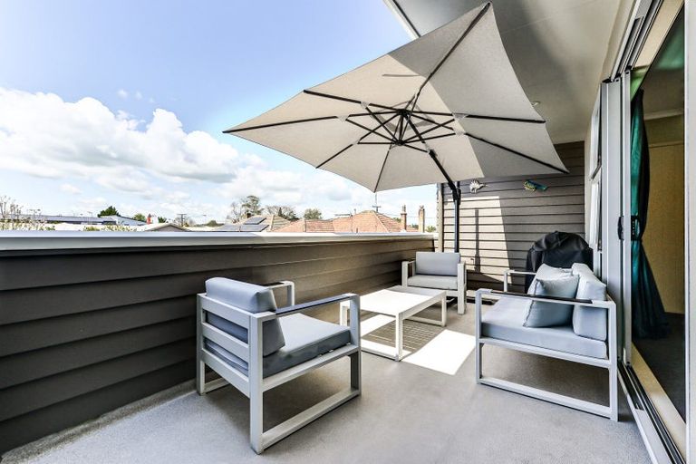 Photo of property in 35d Enderley Avenue, Enderley, Hamilton, 3214