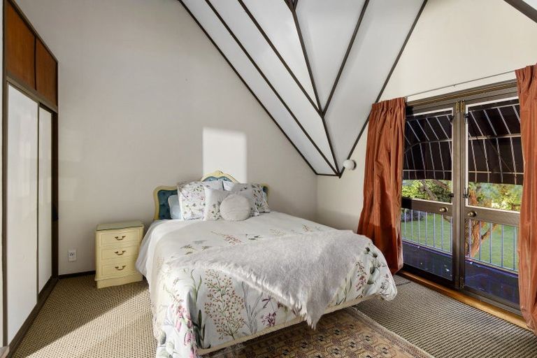 Photo of property in 15a Clyde Road, Upper Riccarton, Christchurch, 8041