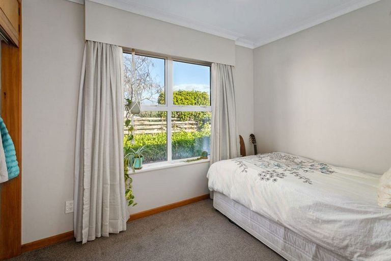 Photo of property in 12 Carisbrooke Street, Katikati, 3129