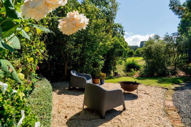 Photo of property in 54 Scurr Road, Scroggs Hill, Dunedin, 9076