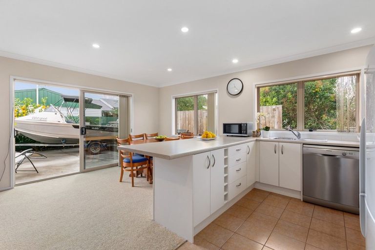 Photo of property in 71a Beach Road, Katikati, 3129