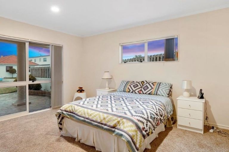 Photo of property in 61a Pitau Road, Mount Maunganui, 3116