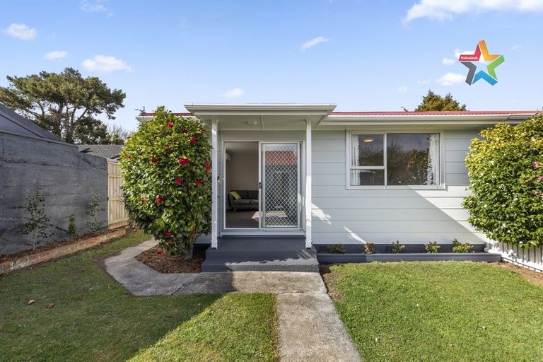 Photo of property in 49 Seddon Street, Wallaceville, Upper Hutt, 5018