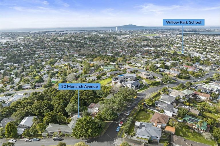 Photo of property in 32 Monarch Avenue, Hillcrest, Auckland, 0627