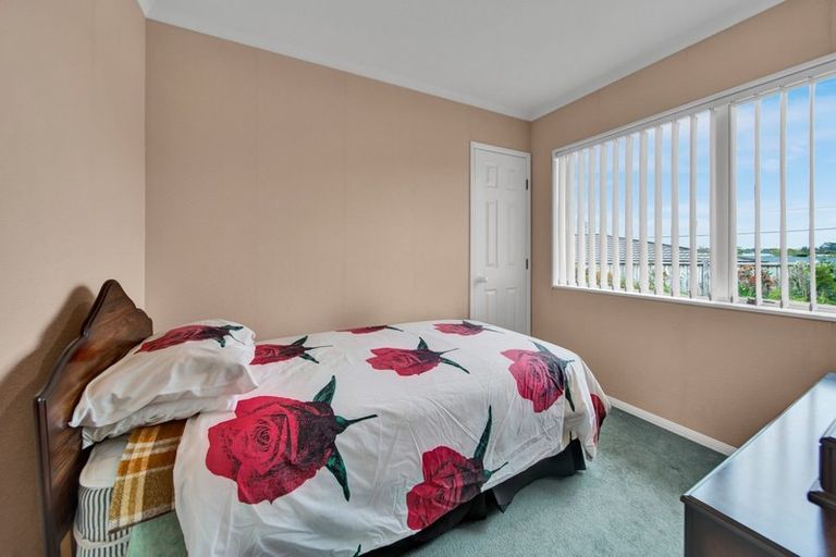 Photo of property in 2/197 Mangorei Road, Merrilands, New Plymouth, 4312