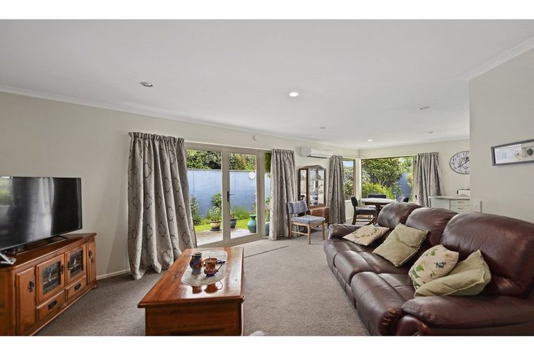 Photo of property in 64a Balcairn Street, Halswell, Christchurch, 8025