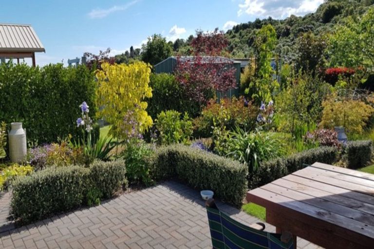 Photo of property in 39 Pukeko Way, Kinloch, Taupo, 3377