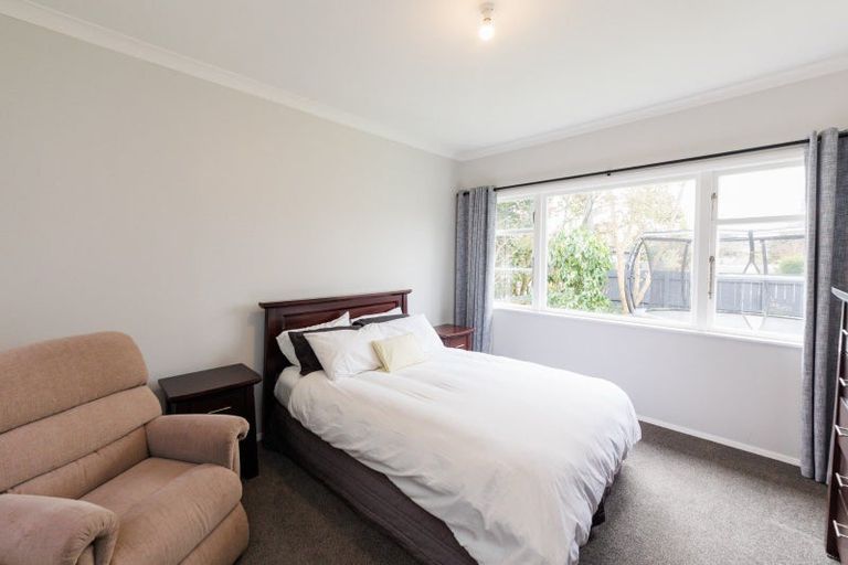 Photo of property in 68 Pahiatua Street, Hokowhitu, Palmerston North, 4410