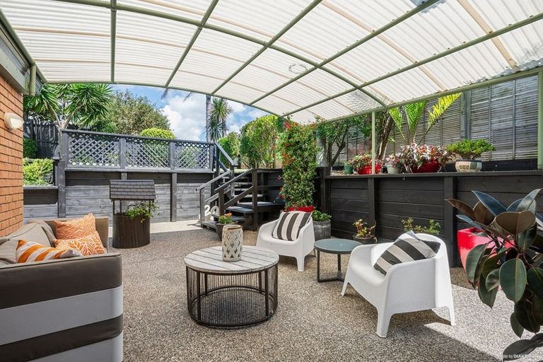 Photo of property in 21 Tralee Terrace, Dannemora, Auckland, 2016