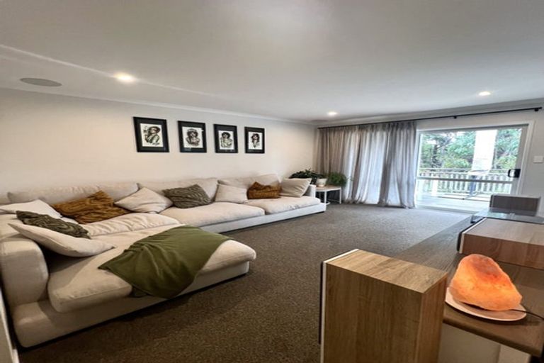 Photo of property in 22b Sunnyvale Road, Swanson, Auckland, 0614