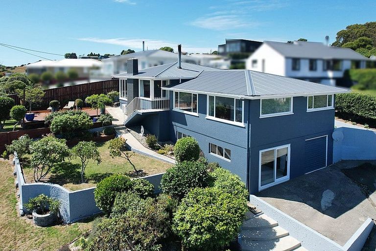 Photo of property in 12 Selwyn Street, South Hill, Oamaru, 9400