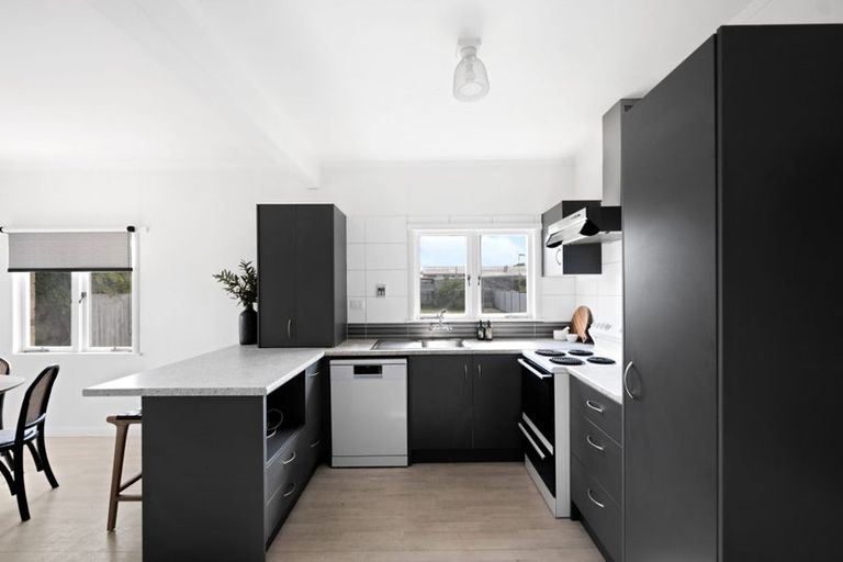 Photo of property in 4 Olwyn Terrace, Dinsdale, Hamilton, 3204