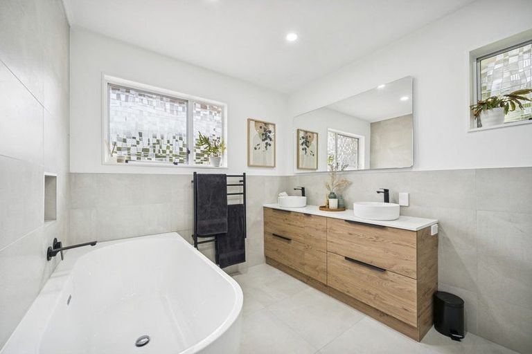 Photo of property in 14 Truro Road, Camborne, Porirua, 5026