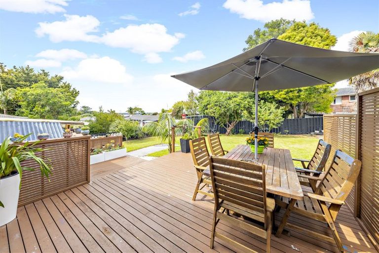 Photo of property in 7 Beldon Place, Pakuranga Heights, Auckland, 2010