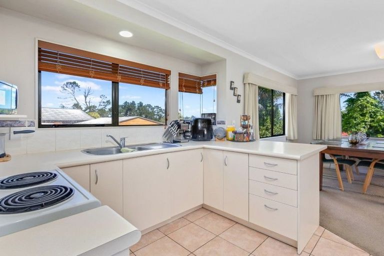 Photo of property in 15 Norwich Place, Bethlehem, Tauranga, 3110