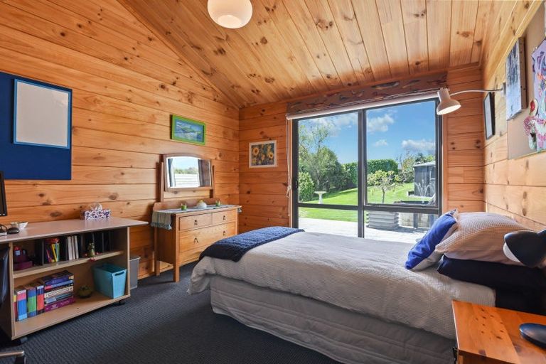 Photo of property in 25 Collingwood Drive, Tikitere, Rotorua, 3074