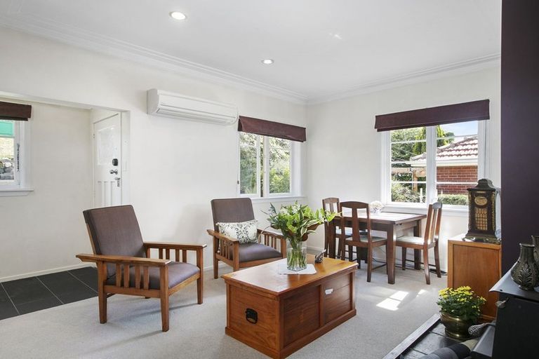 Photo of property in 135 Forfar Street, Clyde Hill, Dunedin, 9011