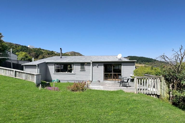 Photo of property in 35 Cornwall Road, Lyttelton, 8082