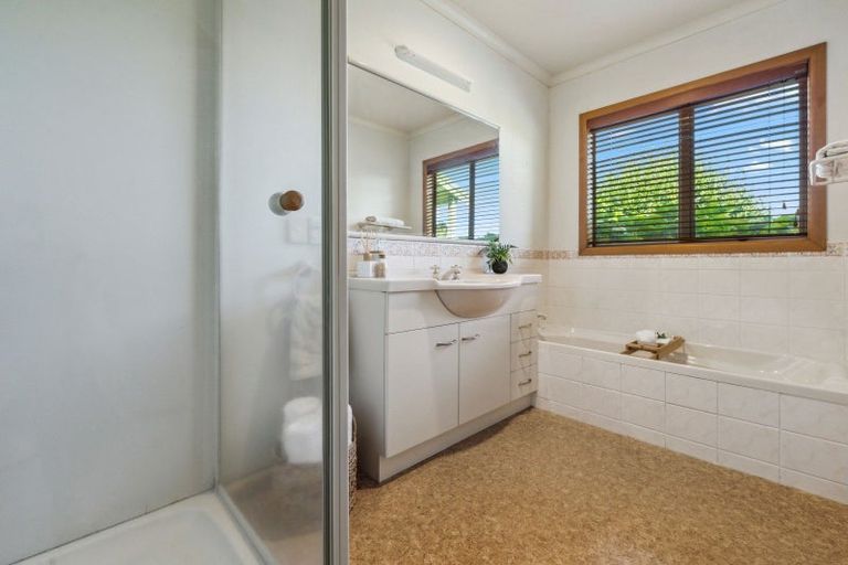 Photo of property in 215 Black Road, Paengaroa, Te Puke, 3189