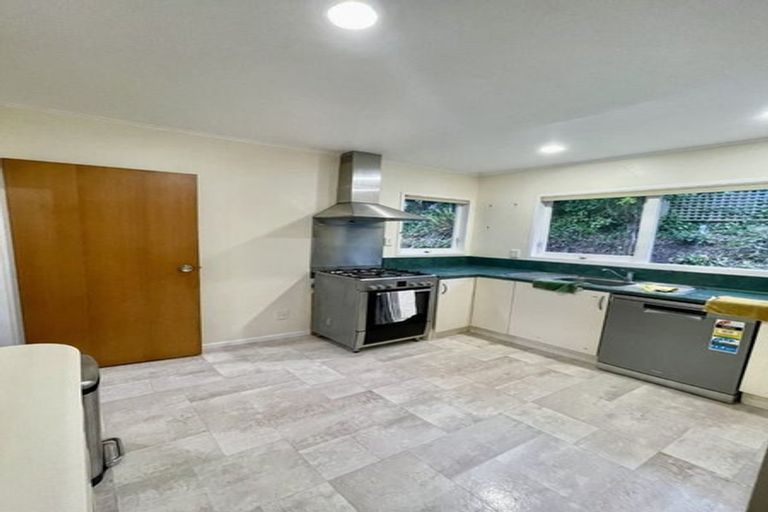 Photo of property in 69 Ironside Road, Johnsonville, Wellington, 6037