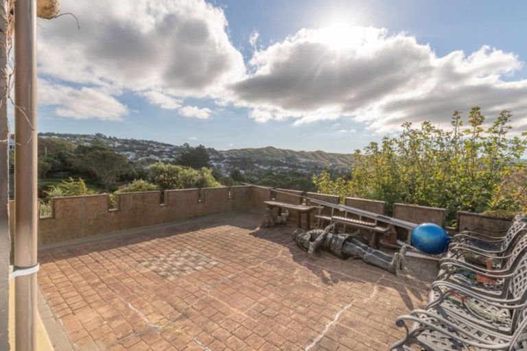 Photo of property in 139 Helston Road, Paparangi, Wellington, 6037