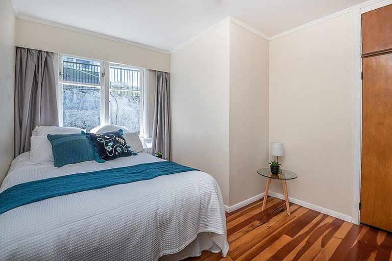 Photo of property in 26 Arapiko Street, Johnsonville, Wellington, 6037