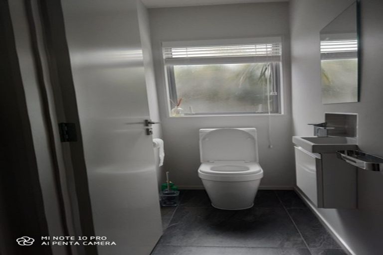 Photo of property in 91a Hebron Road, Waiake, Auckland, 0630