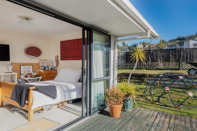 Photo of property in 1 Ewing Grove, Acacia Bay, Taupo, 3330