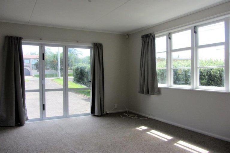 Photo of property in 2/28 Union Street, Papakura, 2110