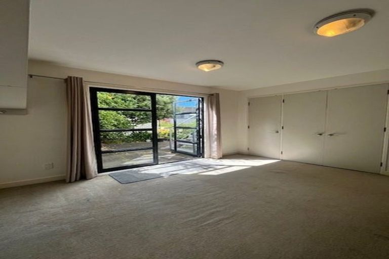 Photo of property in 10e Hobson Street, Thorndon, Wellington, 6011