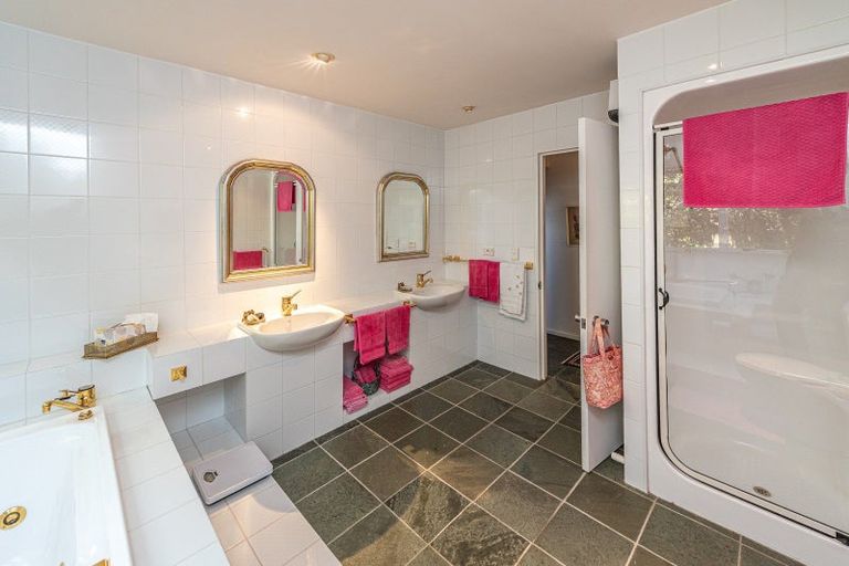 Photo of property in 161a Great North Road, Otamatea, Wanganui, 4501