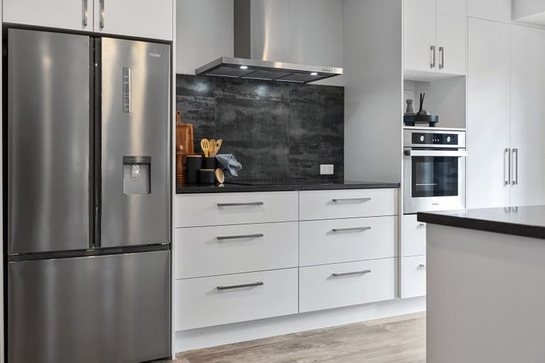 Photo of property in 128 Adler Drive, Ohauiti, Tauranga, 3112